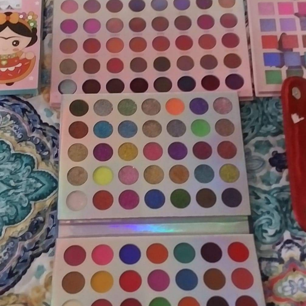 makeup pallets - Picture 5 of 6